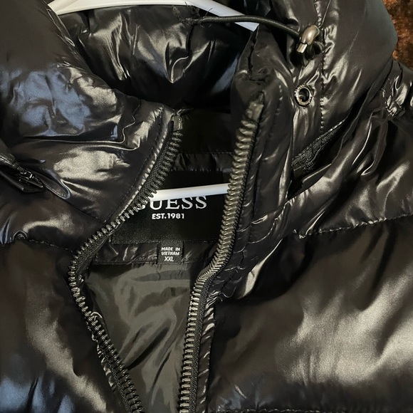 Guess shiny black puffer jacket - Picture 5 of 5